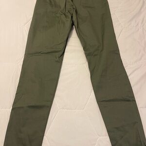 Old Navy Green skinny dress pants